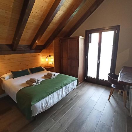 Casa Rural Elurkoia Isaba Exteriör bild